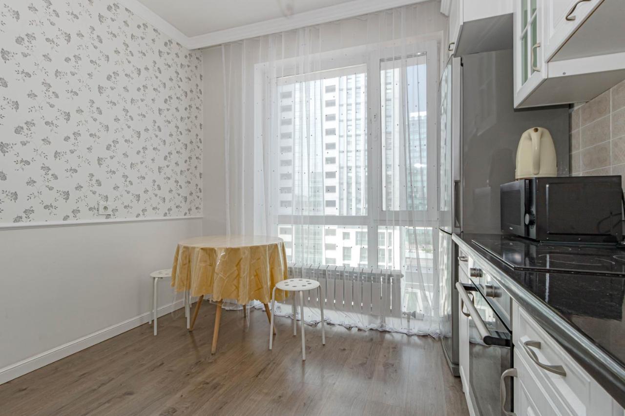 Mangilik Apart Appartement Astana Buitenkant foto